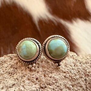 ❤️ Light Sonoran Gold Turquoise Navajo Style Brushed Sterling 925 Stud Earrings